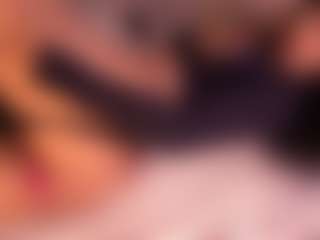 Izzy Wild's Live Sex Cam Show