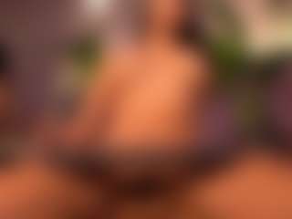 Izzy Wild's Live Sex Cam Show