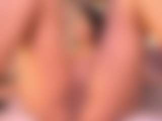 Izzy Wild's Live Sex Cam Show