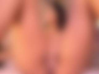 Izzy Wild's Live Sex Cam Show