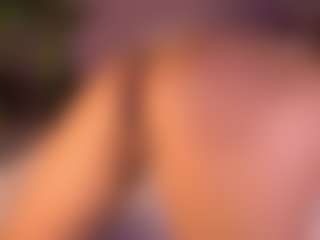 Izzy Wild's Live Sex Cam Show