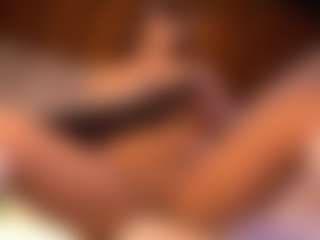 Izzy Wild's Live Sex Cam Show