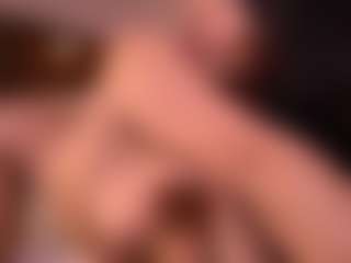 Izzy Wild's Live Sex Cam Show