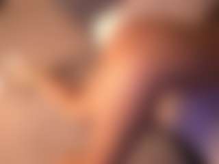 Izzy Wild's Live Sex Cam Show