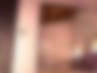 Izzy Wild's Live Sex Cam Show