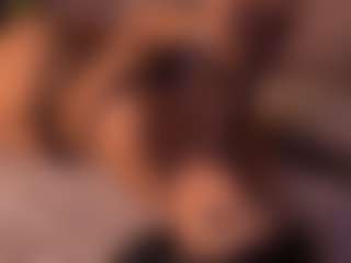 Izzy Wild's Live Sex Cam Show