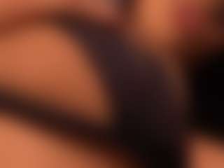Izzy Wild's Live Sex Cam Show
