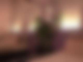 Izzy Wild's Live Sex Cam Show
