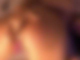 Izzy Wild's Live Sex Cam Show