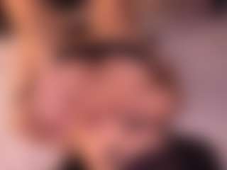 Izzy Wild's Live Sex Cam Show