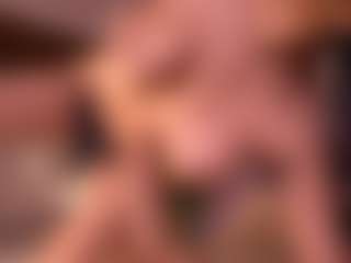 Izzy Wild's Live Sex Cam Show