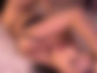 Izzy Wild's Live Sex Cam Show