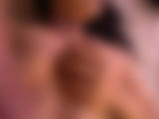 Izzy Wild's Live Sex Cam Show