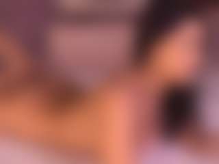 Izzy Wild's Live Sex Cam Show