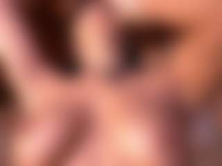 Izzy Wild's Live Sex Cam Show