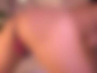 Izzy Wild's Live Sex Cam Show