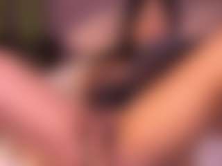 Izzy Wild's Live Sex Cam Show