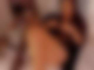 KonnyNaugthy MILF webcam performer live streaming