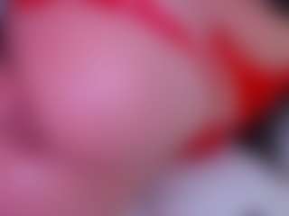 Live cam show with KonnyNaugthy - Skinny MILF on Camming Site