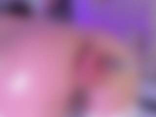 Live cam show with KonnyNaugthy - Fingering MILF on madthumbs
