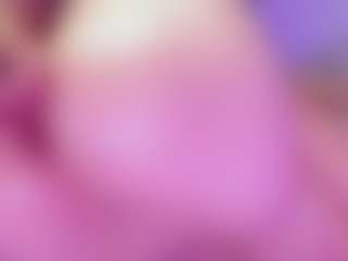 KonnyNaugthy MILF webcam performer live streaming