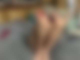 Alanahsinns's Live Sex Cam Show