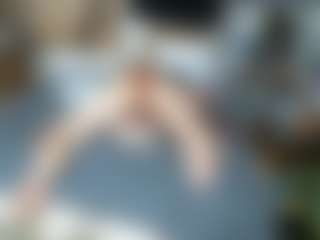 Alanahsinns's Live Sex Cam Show