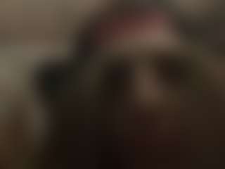 Live cam show with Alanahsinns - Lean on Camming Site