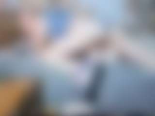 Live cam show with Alanahsinns - Tease on Camsoda