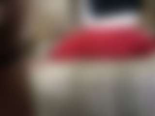 Live cam show with Alanahsinns - Smoking on madthumbs