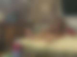 Live cam show with Alanahsinns - Spank on Camsoda