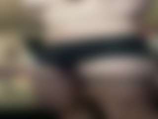 Live cam show with Alanahsinns - Brown Eyes on Camsoda
