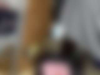 Live cam show with Alanahsinns - Black Hair on madthumbs