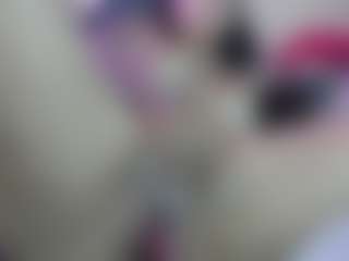 kenia-oz's Live Sex Cam Show
