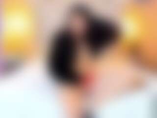 ZaraCollins1's Live Sex Cam Show