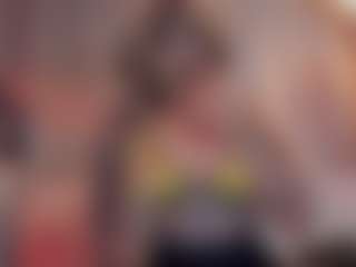 Live cam show with Manu Goth - Thong on Camsoda