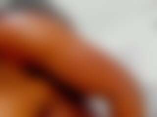 mimi-ebony's Live Sex Cam Show