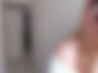 Live cam show with YunaPeace - Facial on sexylivex.com