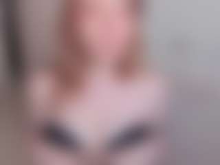 Live cam show with YunaPeace - Facial on madthumbs