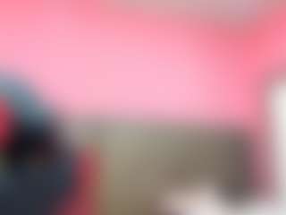 Live cam show with DulceMia18 - Thong on wildcum.com
