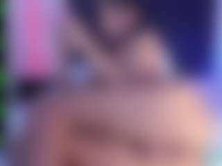 Show en direct avec michellets - Spank sur Camsoda