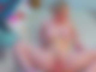 Live cam show with EmillyHart - Young Adult on CSO-WL