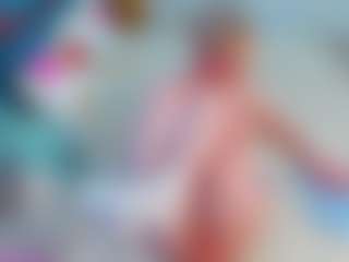 Live cam show with EmillyHart - Longhair on hotwifechat.live