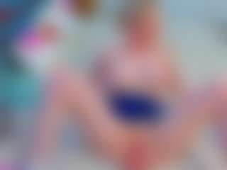 Live cam show with EmillyHart - Assplay on MyBangCams
