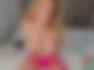 Live cam show with EmillyHart - Longhair on anonymated.com