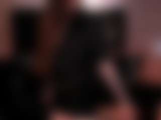 Live cam show with MarianneLane - Living Room on xxxlivecams.org