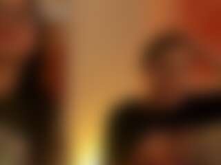 Sweet-candies's Live Sex Cam Show