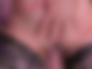 Anna-parkker MILF webcam performer live streaming