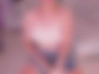 Live cam show with Anna-parkker - Middle Aged on camgirlchat.live