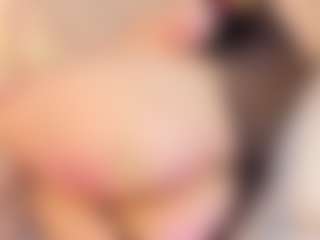 Live cam show with hazel-ross-tcw - Body Massage on Dare Cams
